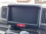 [オーディオレス]こちらのお車はオーディオレスなので、ナビゲーションを入れるも良し!お好きなメーカーのオーディオデッキを入れるも良し!豊富なディーラーオプションからお選び下さいね♪