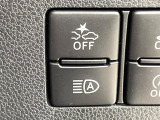【スマートアシスト】走行中に前方の車両等を認識し、衝突しそうな時は警報とブレーキで衝突回避と被害軽減をアシスト。より安全にドライブをお楽しみいただけます。