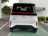 後席周りはプライバシーガラス仕様です。