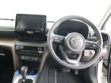 視界良好な運転席です