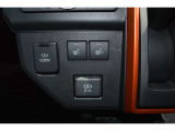 ☆運転席助手席ともにシートヒーターついています!寒い日には大活躍です!USBソケットシガーソケットもついています!