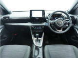 ◆インテリアパネル◆視界広々で非常に運転しやすくロングドライブでも疲れを感じさせないすっきりとまとまったインパネ周りです。