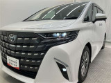 消費電力も少なく寿命も長いのがLEDの特徴。HIDのような点灯のタイムラグもなくパッと明るくなるのも特徴のひとつです。