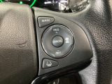 【アダプティブ・クルーズ・コントロール】予め設定した車速内でクルマが自動的に加減速。 前走車との適切な車間距離を維持しながら追従走行し、高速道路でのドライバーの疲労を軽減してくれる嬉しい機能付♪