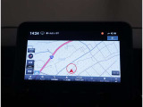 最近の主流ディスプレイオーディオです、スマホと繋いでMAP表示や音楽再生が出来ますよ♪