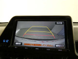 車庫入れや駐車で威力を発揮するのがバックモニター!ナビディスプレイに後ろの様子が映し出されるから安心です。