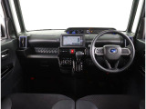 ドライバーが運転以外のことに気を遣うことなく、疲れにくく、安心・集中して運転ができる。操作パネルやシートのデザインなど細部にまでこだわっています。