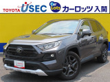 走行距離1万キロ台☆4WDの「RAV4」☆