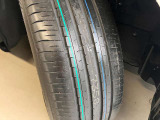 新品ラジアルタイヤを装着しています