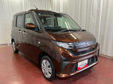 スライドドアなので、狭い場所でも荷物を持っていても、スムーズな乗り降りができます。