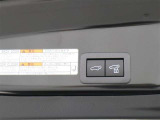 パワーバックドアです!ボタン一つで開閉ができます♪