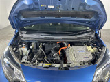 【エンジンルーム】エンジンの調子は良好です!ご納車前にはしっかりとオイル交換・その他油種類の点検補充をさせて頂きます。また、ガリバーでは修復歴のある車は販売いたしません。