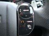 アダプティブクルーズコントロール 『ミリ波レーダー+ステレオカメラにより前方車輌を認識し、高速道路などの自動車専用道路では追従機能付きのクルーズコントロールをご利用になれます。』