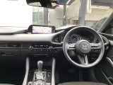 細部まで作り込まれた造形美!毎日でも運転して『人馬一体』を楽しみたくなります。是非、クルマに触れてその質感を味わってください。