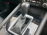 搭載されている6速ATはアクセルペダルを踏み込む量や速さに応じて変速パターンを制御し、人馬一体の運転感覚を発揮してくれるスカイアクティブドライブです!