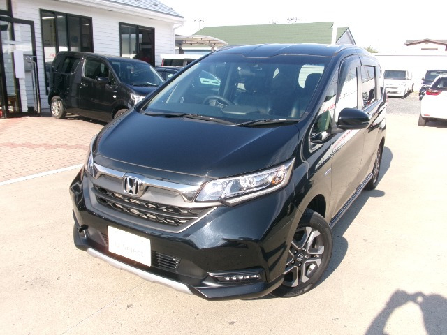 フリード+1.5 ハイブリッド クロスター ホンダセンシング 4WD
