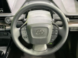 【純正革巻きステアリング】上質な革を使用することで、手にしっかり馴染みとても運転しやすいハンドルです♪