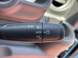 [オートライト]AUTOに合わせておくだけで夜間や、トンネル内で自動でヘッドライトが点灯します!付け忘れ消し忘れがないので楽々☆