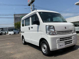 お客様のおクルマをつねにベストコンディションに保つため日産車の特性を知り尽したサービススタッフが的確にメンテナンスいたします。
