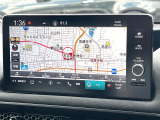 【メーカー純正ナビ】インテリアに溶け込むスタイリッシュな「専用設計」メーカーナビを装備♪視認性や操作性など基本性能にも優れ、より上質なカーライフをお楽しみいただけます。