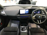 BMW純正アルミホイールです。納車時にはアルミホイールコーティングも承っております!是非ご検討下さいませ。