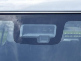 [衝突被害軽減装置]デュアルカメラブレーキサポート!前方の車両を感知する安全性能の高いお車です!