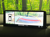 【360&deg;ビューモニター】専用のカメラにより、上から見下ろしたような視点で360度クルマの周囲を確認することができます☆死角部分も確認しやすく、狭い場所での切り返しや駐車もスムーズに行えます。