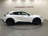 【まるごとクリーニング】シートを取り外し、車内を徹底洗浄。隅々まで丁寧に仕上げています。