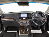 ★使いやすさや安全性を追求したステアリング周り!高級車ゆえにスイッチ類が多いのも特徴ですね!考え尽くされた配置ですぐに使いこなす事が出来ますのでご安心下さい!是非、体感してみて下さい!!