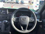 運転中も見やすいメーター。