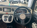 広々とした車内空間