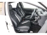 ■車内クリーニング■専門スタッフが見えないところまで徹底洗浄!車内のニオイもリフレッシュ!目に見えないところまで美しくがモットーです。だから、当店の中古車は内装にも自信があります!
