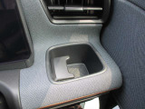 運転席で使用できるドリンクホルダーです。