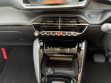 タッチパネル操作のオートエアコン