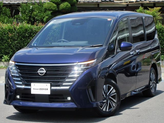 セレナ 1.4 e-4ORCE ハイウェイスターV 4WD 