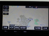 純正ナビを装備。タッチパネル式で使いやすく、お出かけもラクラクです。