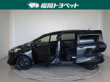 両側パワースライドドア付きだから、狭い駐車スペースなどでの 乗り降りラクラク!小さなお子さまのいるご家庭には嬉しい装備。