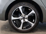 アルミホイール 5スポークデザインブラックインサート 7.5Jx17 215/45R17