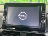 【純正9型ナビ】人気の純正ナビを装備しております。ナビの使いやすさはもちろん、オーディオ機能も充実!キャンプや旅行はもちろん、通勤や買い物など普段のドライブも楽しくなるはず♪