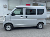 半年ごとの定期点検、車検整備をパックにした整備点検チケットも販売してます。エンジンオイル交換も含まれてます。