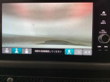 【バックカメラ】運転が苦手な方も車庫入れラクラクです!ギアをリバースに入れれば自動的に切り換わりますので、面倒な操作は不要です♪狭い駐車場もお車を傷つけず安心ですね!