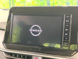 【純正9型ナビ】人気の純正ナビを装備しております。ナビの使いやすさはもちろん、オーディオ機能も充実!キャンプや旅行はもちろん、通勤や買い物など普段のドライブも楽しくなるはず♪