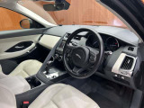 Eペイス  4WD 本革シート