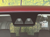 【トヨタセーフティセンス】走行中に前方の車両等を認識し、衝突しそうな時は警報とブレーキで衝突回避と被害軽減をアシスト。より安全にドライブをお楽しみいただけます。