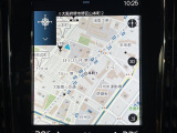 ●純正ナビ:一体感のあるナビは、高級感ある車内を演出してくれます。オーディオ機能も充実しておりますので、運転もより楽しめます♪