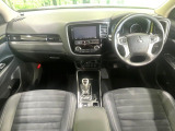 アウトランダーPHEV 2.4 G 4WD 