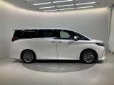 両側パワースライドドア付きだから、狭い駐車スペースなどでの 乗り降りラクラク!小さなお子さまのいるご家庭には嬉しい装備。