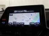 トヨタ純正9インチナビがついていますよ。