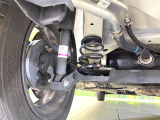 お車を安心してお乗りいただく為には、足回りの定期点検が欠かせません。サービスサポート(有償保証)では無料点検もご提供しており、安心のカーライフをお過ごしいただけるサポート体制が整っています。