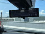 ♪ スマートルームミラー付き。後ろに人や荷物があっても視界は確保できますよ ♪